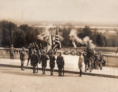 Washington DC Arlington Friedhof Waffenstillstandstag Truppen Gruß altes Foto 1929