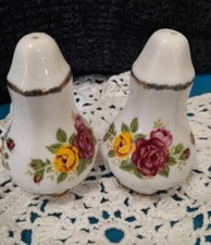 Victorian Rose Design Salt And Pepper Shakers With Plugs Unmarked Gold Trim