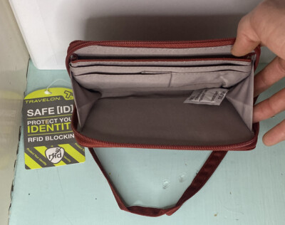 TRAVELON Safe ID RFID Blocking Card Holder Zip | eBay