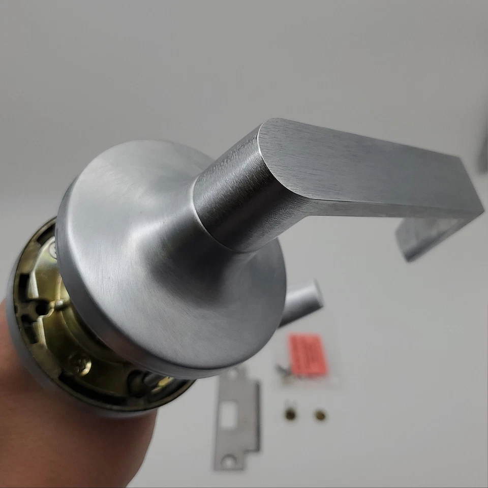 Yale Door Lever Entry Lock SFIC Ready Classroom Satin Chrome 2-3/4 BS BAU 5408LN - Image 3 of 4