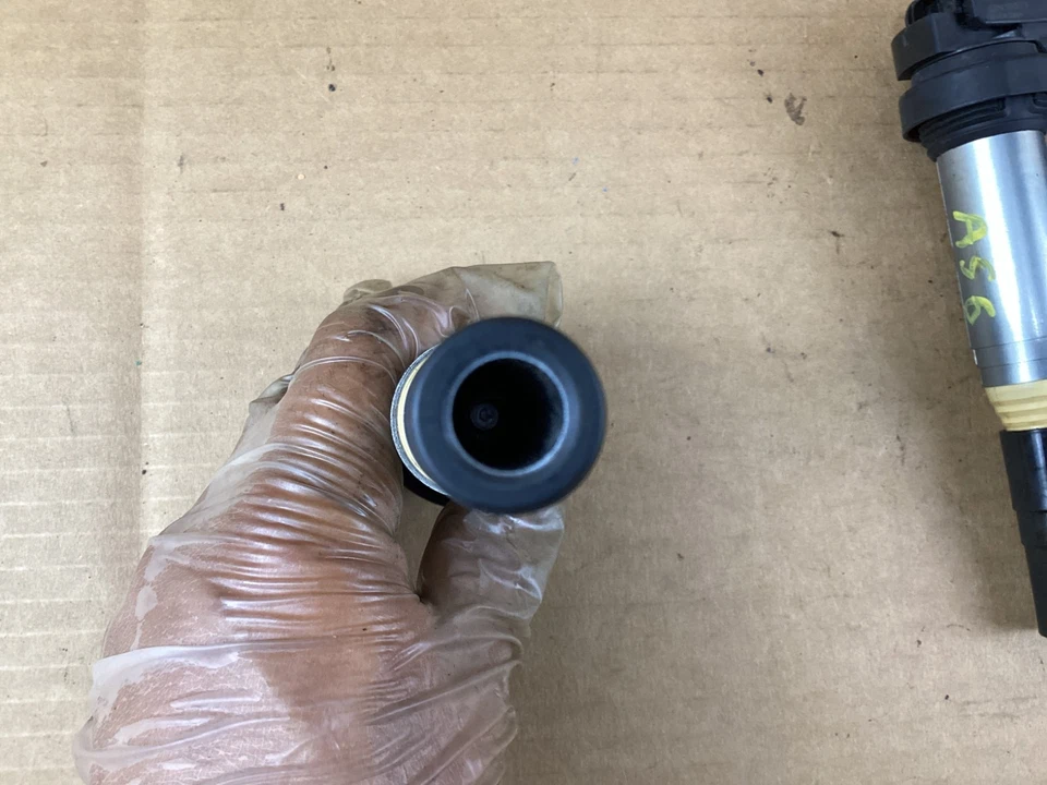 2007-2010 BMW X5 E70 Ignition Coil (Set of 6) 8647689 OEM - Image 4 of 4