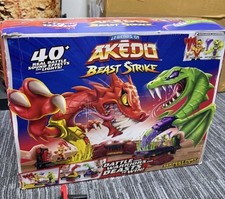 Legends of Akedo Beast Strike Serpent Fury Arena 40 real light and sound effects