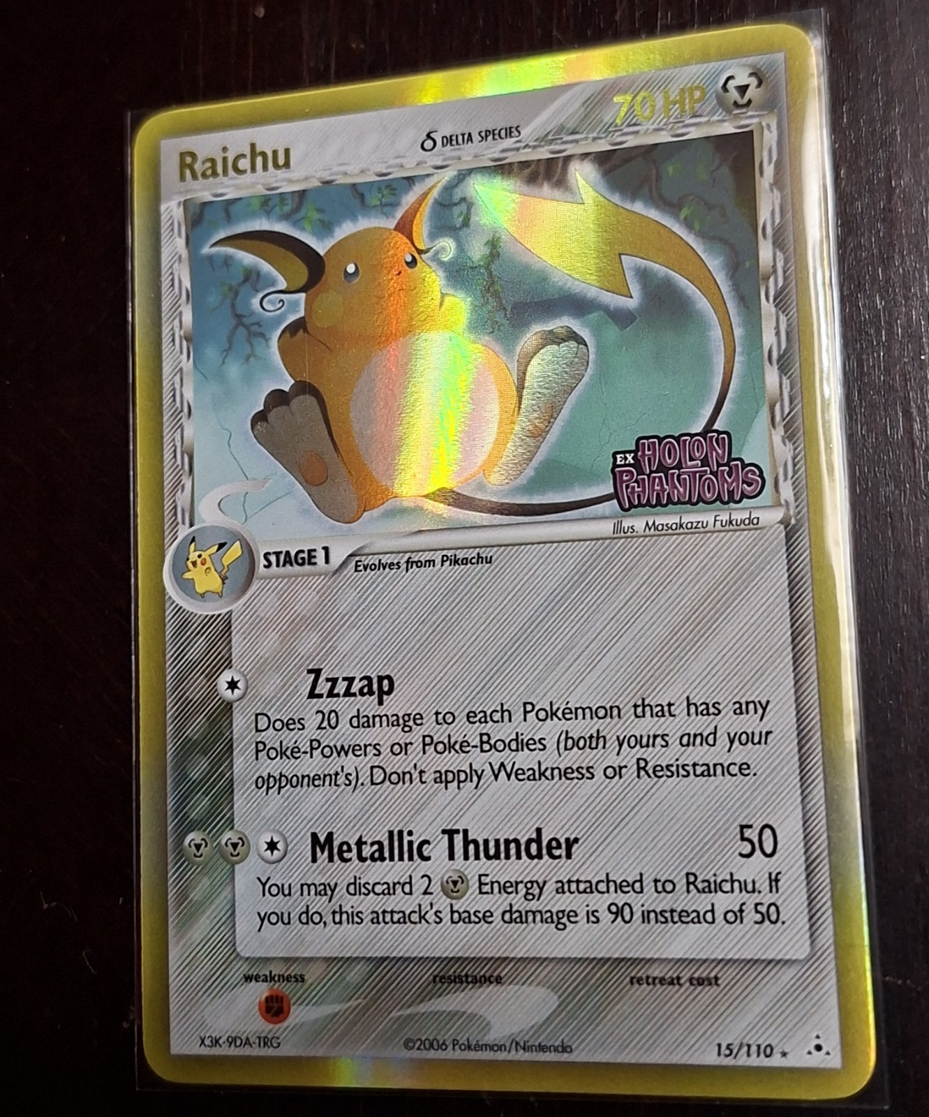 Raichu Holon Phantoms 15/110 reverse holo stamped NM-VLP