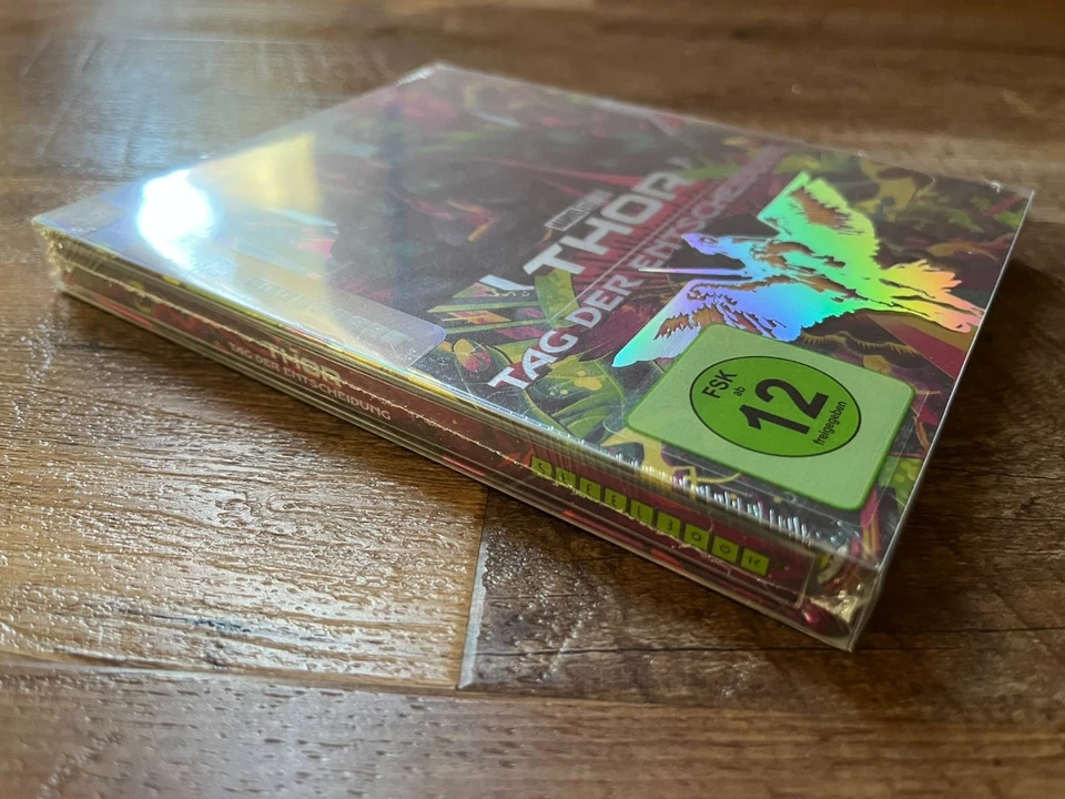 Thor Ragnarok w. Mondo Steelbook (4K UHD + Blu-ray, Import, Region Free) *NEW* - Image 4 of 4