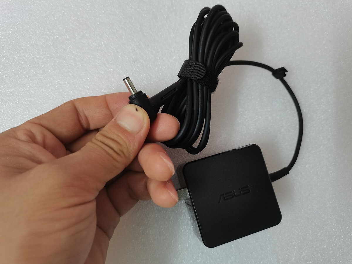Caricabatterie Per Asus X453M, X553, S200E – 19V 33W Con Spina UK, Ricambio Universale