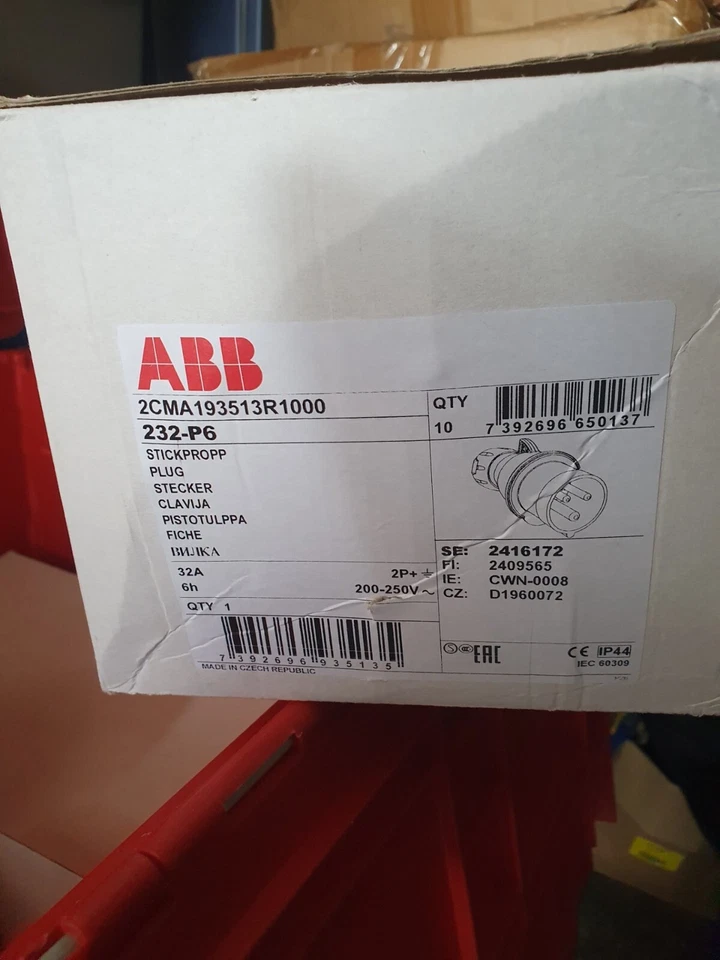 ABB 232 P6 32 Amp 3 Pin Blue 240v Industrial Plug IP44 *NEW* B10 - Image 3 of 4