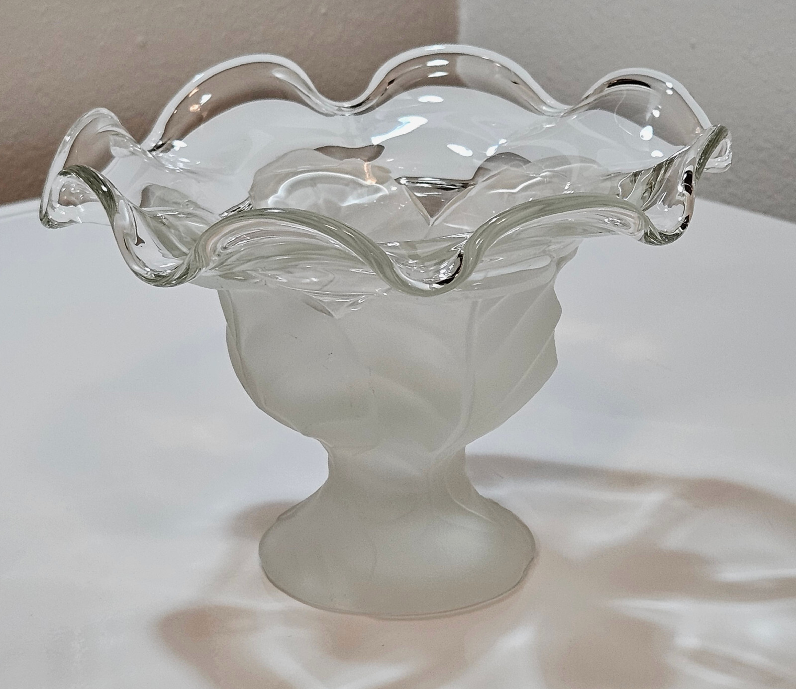 Viking Clear Frosted Leaf Pedestal Candy Dish Ruffle Compote Vintage #345 Was $20