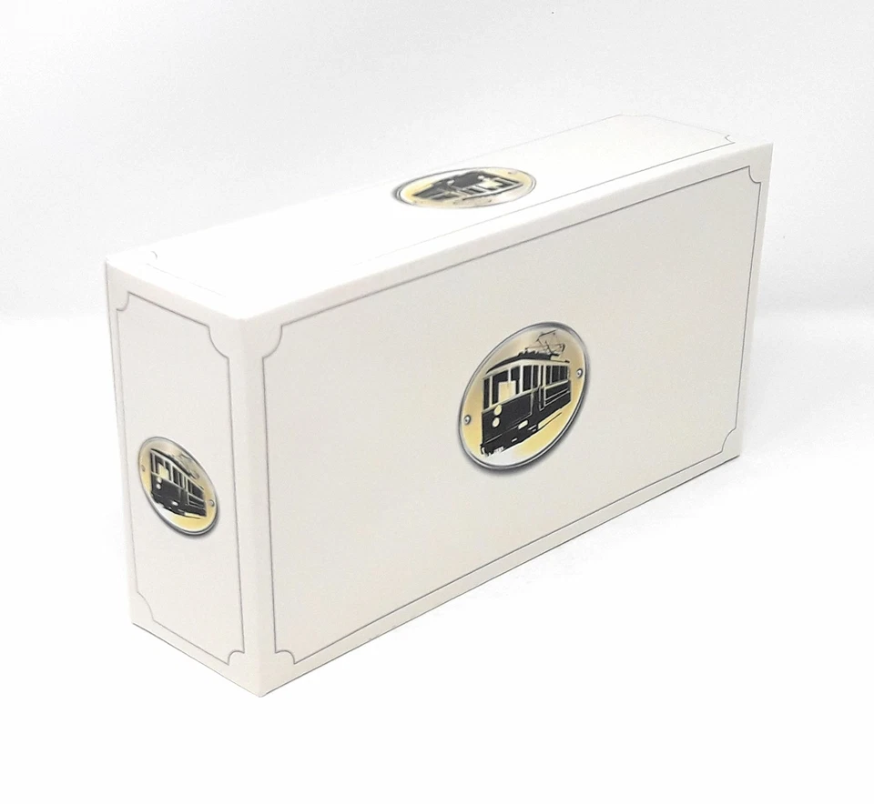 Atlas 1/87 H0 Trolley Car Feltham Tram UCC 1931 Stand model metal - Image 4 of 4