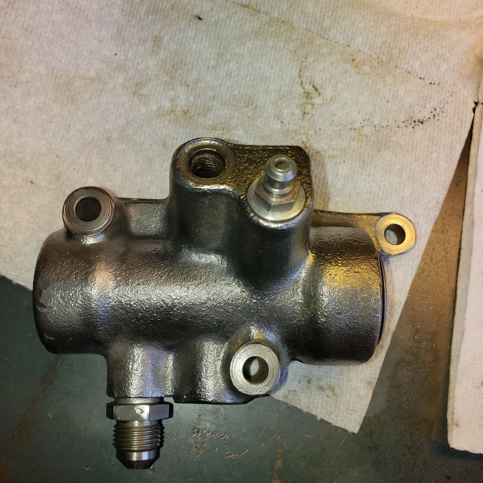 ROLLS ROYCE ACCUMULATOR AND VALVE ☆ I REBUILD YOUR UNIT, YOU SEND ME "YOUR" UNIT