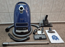 Miele Staubsauger S8340 Matchwinner Power Line - 890W
