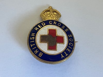 Vintage Original British Red Cross Society Emaille Pin Anstecker von Gaunt