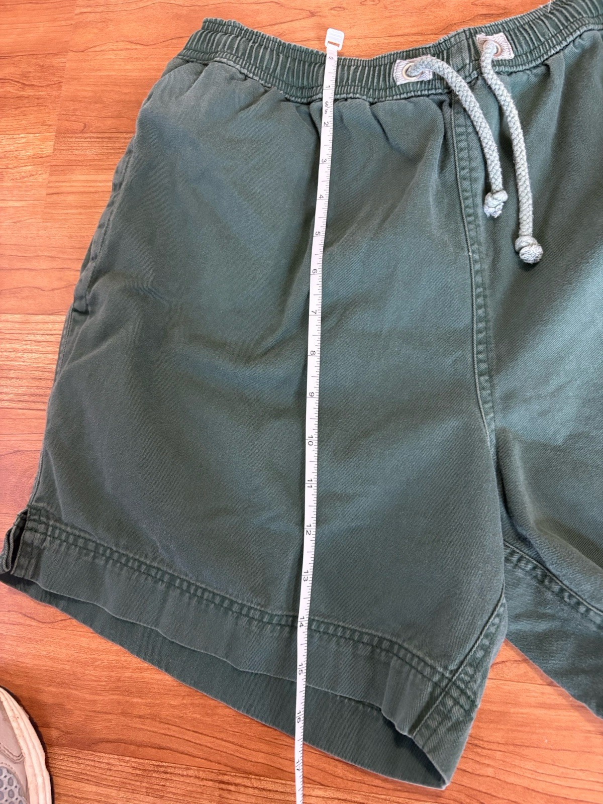 GAP Athletic Classic Cotton Drawstring Shorts Arm… - image 9