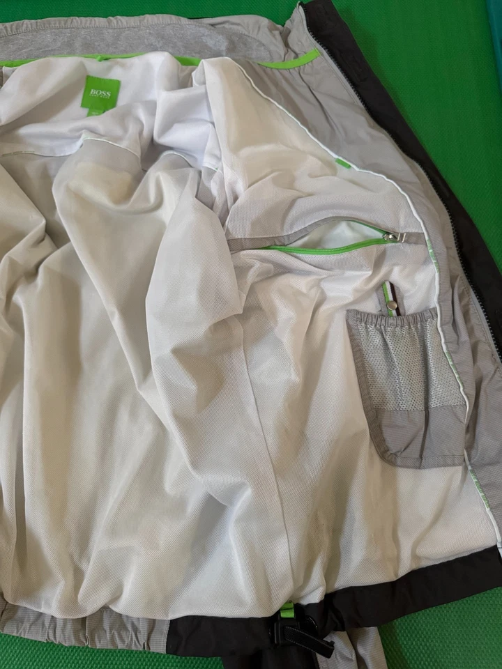 Hugo Boss Wind Break Jacket Size - Small - Image 4 of 4