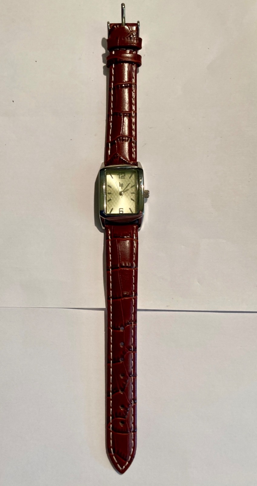 Montre bracelet Lip Classic Habillé en acier idéale pour vos réunions professionnelles
