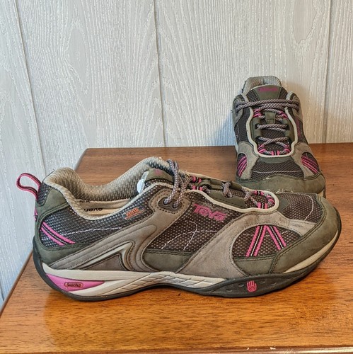 teva waterproof sneakers