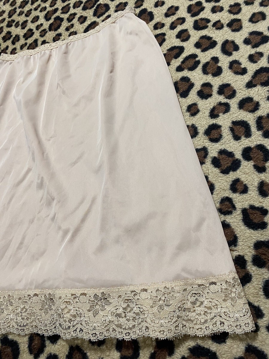 トップス nude vintage Vintage Vasserette Underneath It All Nude Slip Lace Trim Size M