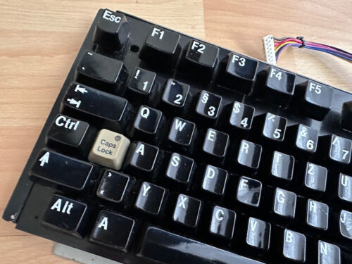 Clavier Mitsumi pour LED AMIGA 500/A500+ : ROUGE/VERT, Fonctionne.. #07 25 - Photo 4 sur 9