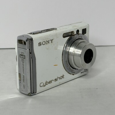 Sony Cybershot DSC-W80 Digital Camera 7.2 Mpx White Parts Or