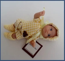 Ashton Drake Baby Doll Sweet As You Please Busy as a Bee Dorothy Steven 4.5 Tall