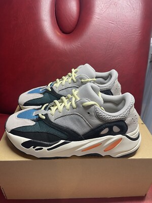 adidas gazelle silver green womens Adidas Yeezy 700 Boost Wave Runner (2017/2023)