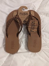 NWT Women's Flojos Flip Flops - Size 8