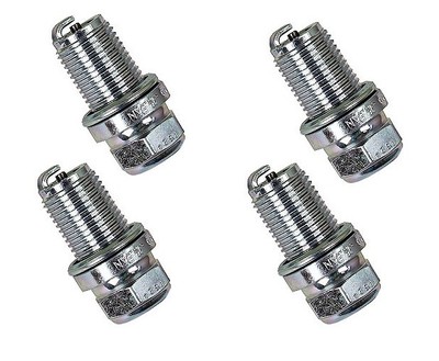 Set Of 4 NGK V-Power Resistor Spark Plugs R5671A-7 - Compatible With Multiple Applications