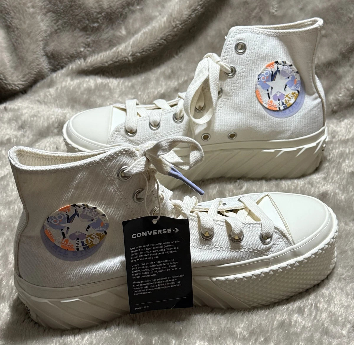 Preços baixos em Tênis Esportivo Converse Marfim Estrelas para