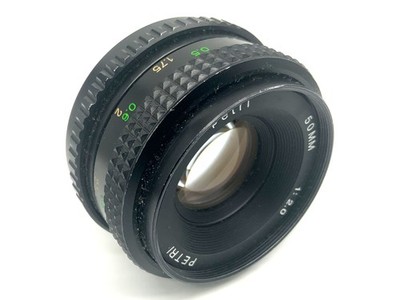 Petri 50mm 1:2 Objektiv Festbrennweite (Pentax K) Nebel!