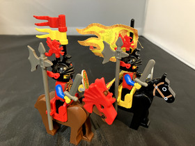 LEGO Castle: Dragon Knights: Dark Dragon's Den (Set 6076) - 99% COMPLETE