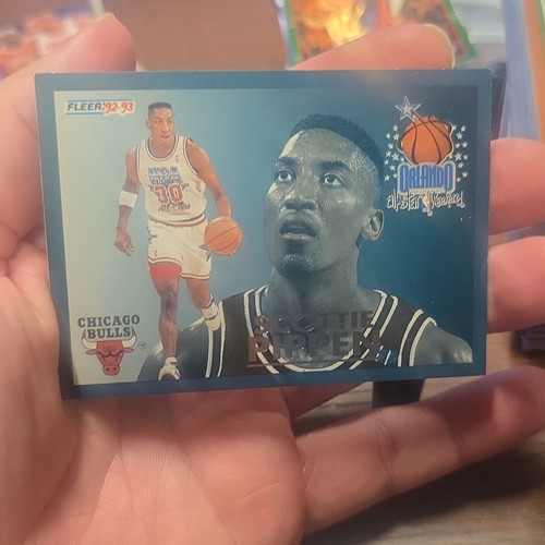 Scottie Pippen #8 1992 Fleer card