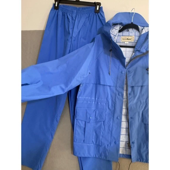 Vtg LL Bean Womens Rain Suit Set Blue Jacket Pants M Waterproof Outdoor Gear 90s
Opens in a new wind