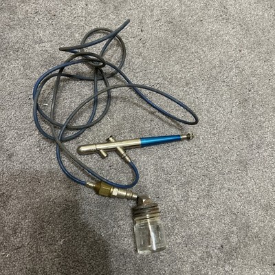 Badger Air Brush Model 200 With Hose And Jar