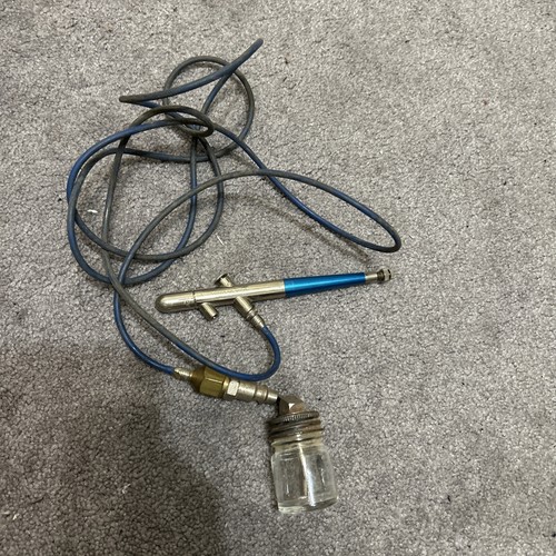 Badger Air Brush Model 200 With Hose And Jar
