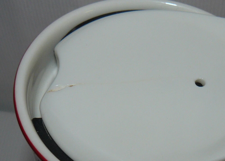 Starbucks 2014 Red Ceramic Tumbler Green Siren Logo 12 oz. - Image 3 of 4