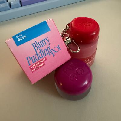 Fwee Blurry Pudding Pot - MV05 BOSS + Red Pendant Keyring 