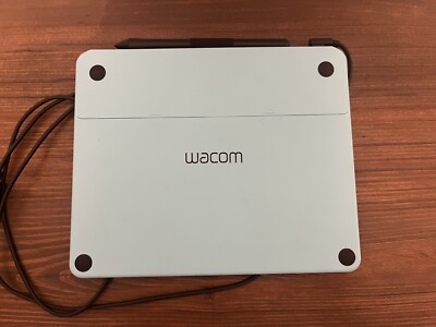 Wacom Intuos Wireless Graphics Drawing Tablet Pistachio