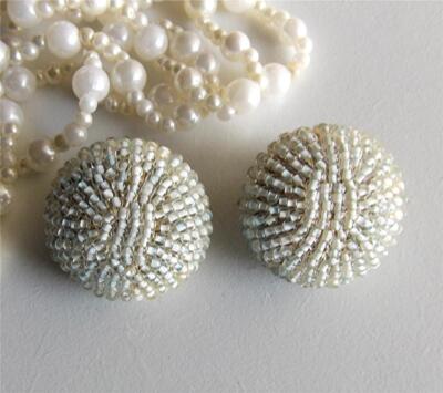 VINTAGE 50's SHIMMERING LT. PALE BLUE CRYSTAL SEED BEAD BUTTON CLIP-ON EARRINGS