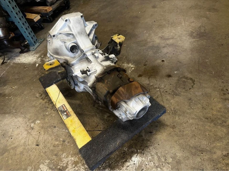 1983 1984 1986 1987 年保时捷 944 5spd 手动变速器 92K Mil 016300046N — 第 4/4 张图片