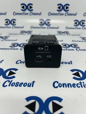 2013- 2016 RAM 1500 2500 3500 Hub Media Center AUX OEM (68096428AD)