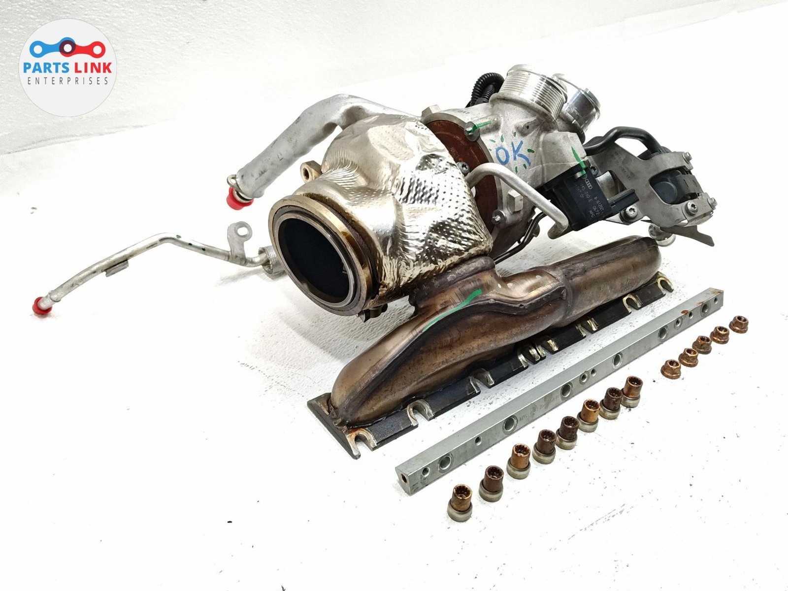 Bentley Bentayga Speed 2017-2020 Left Exhaust manifold