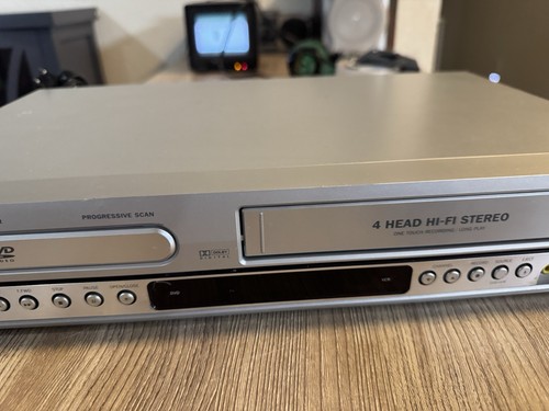 Magnavox MDV560VR HiFi Videorecorder/DVD-Player Kombination mit Fernbedienung funktioniert gut schneller Versand - Bild 4 von 15