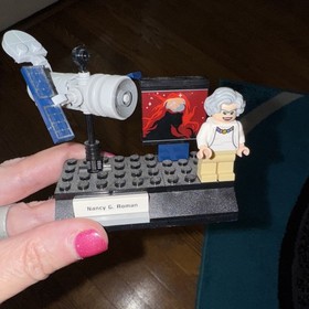 Lego 21312 Women of NASA - as is.