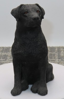 アメリカ·サンディキャスト(SANDICAST)社製　ラブラドール Sandra Brue Sandicast Labrador Black Sitting No Box 5” Tall M335