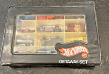 Vintage Hot Wheels Getaway Case w/ Mixed Matchbox Cars Lot Storage Carry Case