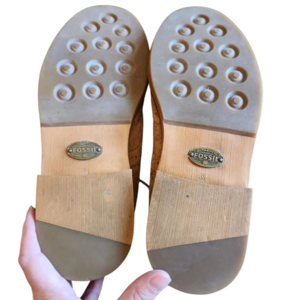 Fossil Brown Tan Suede Batey Boyfriend Brogue Detail Loafer Shoes Women SZ 8.5 - Image 3 of 4