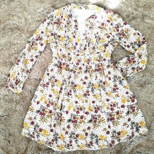 Old Navy 3/4 Length Sleeve V-Neck Floral Dress