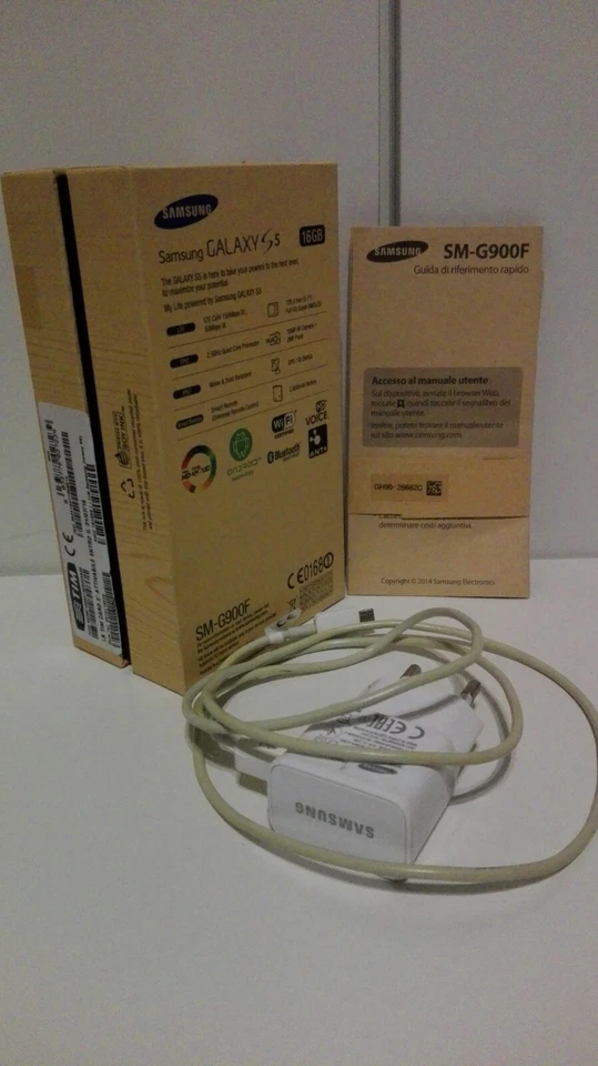 SAMSUNG GALAXY S5 SM G900F 16GB BIANCO WHITE GRADO A + SCATOLA + ALIMENTATORE - Immagine 2 di 4