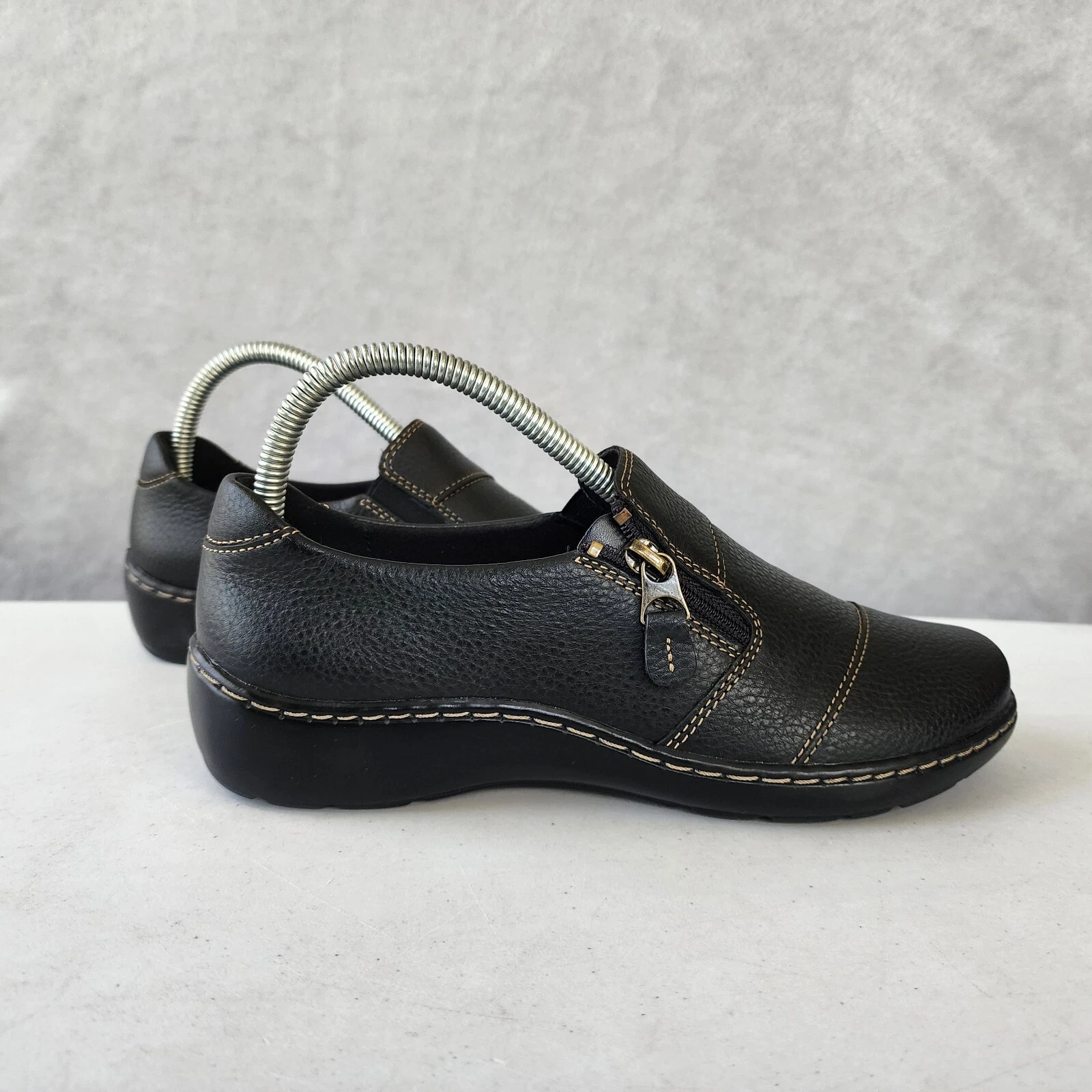 Scarpe Clarks mocassino donna 7 larghe nere pelle comode zip laterale Cora Harbor 7W