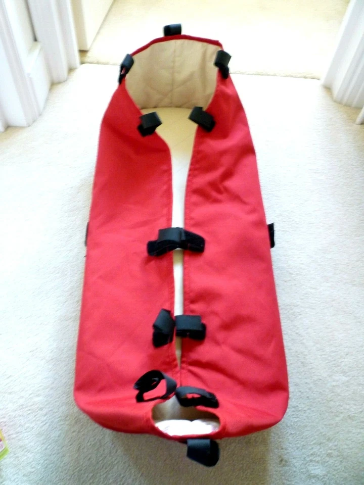 Bugaboo Frog Carrycot Fabric,Base & mattress-Red & Cream-Good Condition - Image 3 of 4
