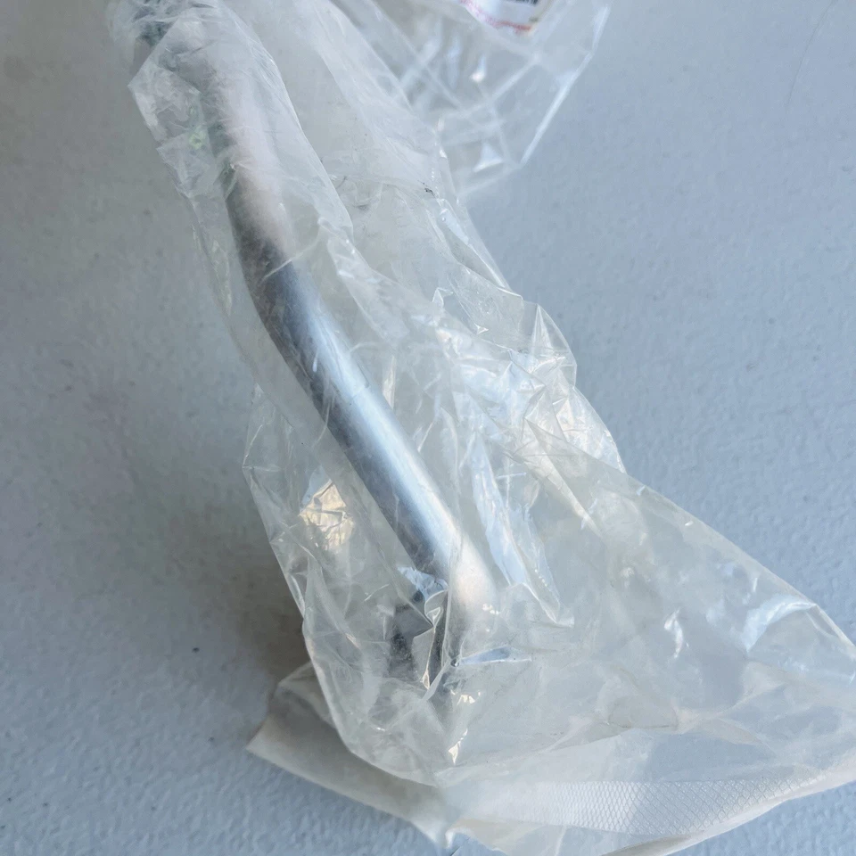 丰田 4Runner 2010 - 2021 年空调放气软管 88703-60230 正品原始设备制造商 全新 — 第 4/4 张图片